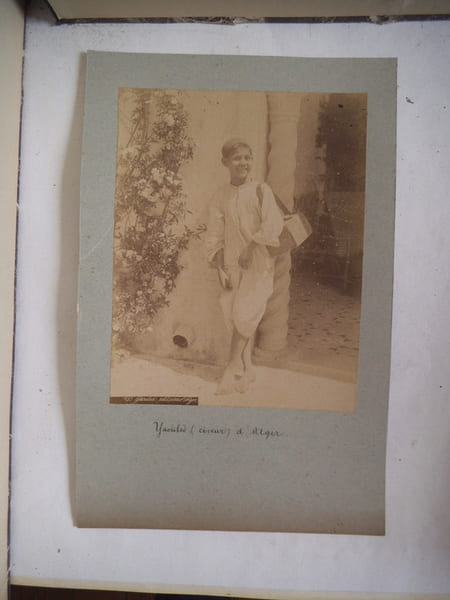 Yaouled cireur d’Alger . Alexandre LEROUX 