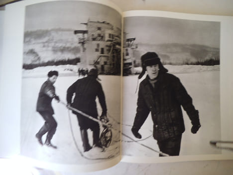 à propos de l’URSS . CARTIER-BRESSON Henri