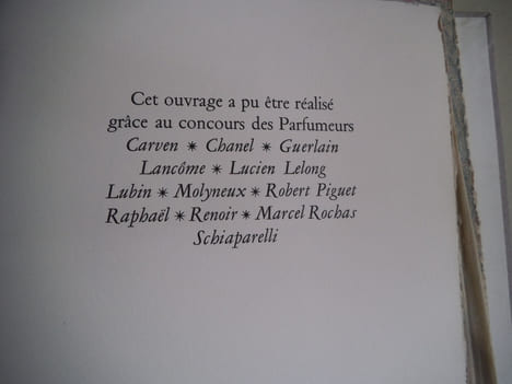 PARFUMS. Collectif