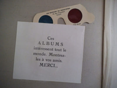 Album en relief par les anaglyphes
