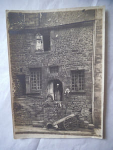 Atelier de Chaudronnerie et Vieilles maisons à VILLEDIEU LES POELES.