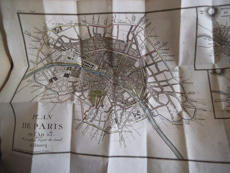 Miroir de l’ancien et du nouveau Paris avec treize voyages en vélocifères dans ses environs. . PRUDHOMME Louis Marie.