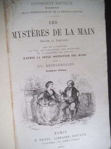 Les mystères de la main révélés et expliqués.