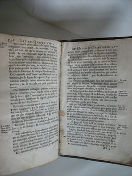 L’anatomie du corps humain . SAINT HILAIRE