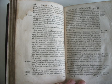 L’anatomie du corps humain . SAINT HILAIRE