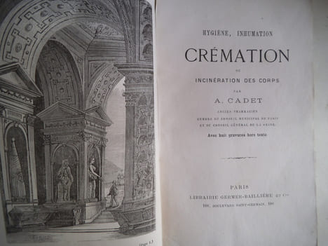 Crémation ou incinération des corps . CADET A.