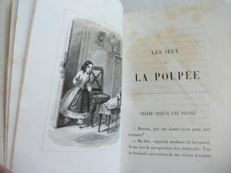 Les jeux de la poupée Conversations d’une petite fille avec sa poupée. anonyme 