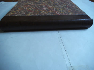 Généalogie de la Maison de GUILLEBON originaire du Beauvaisis.