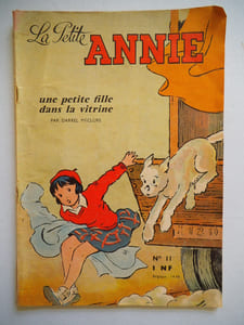 La Petite Annie n°11 une petite fille dans la voiture