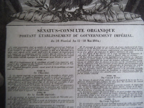 Sénatus-consulte organique portant établissement du gouvernement Impérial du 28 Floréal An 12 (18 mai 1804) . BINET