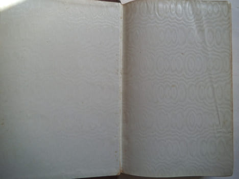 Fleurs historiques des Dames et des gens du Monde. LAROUSSE M.P