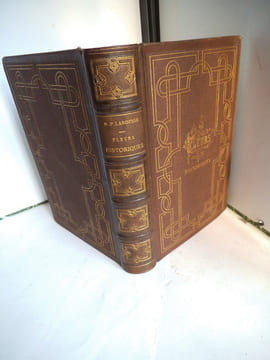 Fleurs historiques des Dames et des gens du Monde. LAROUSSE M.P
