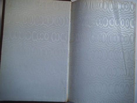 Fleurs historiques des Dames et des gens du Monde. LAROUSSE M.P