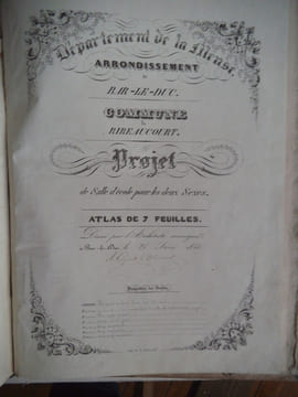 Projet de salle pour les deux sexes Commune de RIBEAUCOURT arrondissement de Bar le Duc (Meuse) . Anonyme