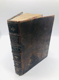 Le droit de la Nature et des gens (tome second seul) ou système général, relié avec Oratio inauguralis