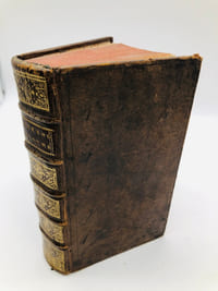Les prétendus réformez convaincus de schisme pour servir de réponse à un Ecrit intitulé considerations sur les lettres circulaires de l'assemblée du clergé de France de l'année 1682.