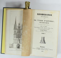 Recherches historiques sur la ville d'Angers, ses monumens et ceux dus Bas-Anjou, avec gravures dessinées par l'auteur. Seconde Édition. Revue et considérablement augmentée par P. G. Tome 2 seul.
