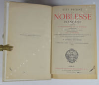 État présent de la noblesse française contenant le dictionnaire de la noblesse contemporaine et l'armorial général de France d'après les manuscrits de Ch. D'Hozier. Les Noms, Qualités et Domiciles de plus de soixante mille Nobles et un grand nombre de notices généalogiques avec blasons gravés. 5e édition.