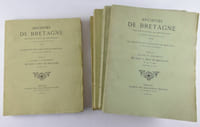 Archives de Bretagne. Recueil d'actes, de chroniques et de documents historiques rares ou inédits publié par la Société des Bibliophiles Bretons et de l'Histoire de Bretagne. Tome IV à VIII. Tome IV. Lettres et mandements de Jean V, duc de Bretagne de 1402 à 1406. Tome V. Lettres et Mandements de Jean V, duc de Bretagne de 1407 à 1419. Tome VI. Lettres et Mandements de Jean V, duc de Bretagne de 1420 à 1431. Tome VII. Lettres et Mandements de Jean V, duc de Bretagne de 1431 à 1440. Tome VIII. Lettres et Mandements de Jean V, duc de Bretagne de 1441 et 1442. Supplément et Table.