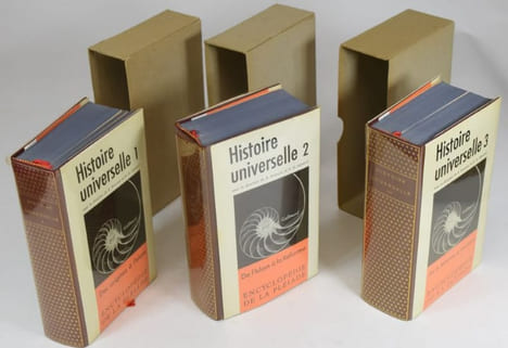 Histoire universelle I. Des origines à l'Islam. Histoire universelle II. De l'Islam à le Réforme. Histoire universelle III. De la Réforme à nos jours. ...
