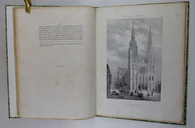 Vues pittoresques de la Cathédrale de Chartres, et détails remarquables de se monument ; dessinés par Chapuy. Avec un texte historique et descriptif par F. T. Jolimont.