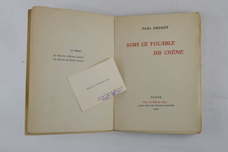 Sous le vocable du chêne. [Édition originale, envoi]. DROUOT, Paul.