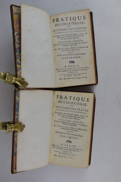 Pratique de Chirurgie, ou Histoire des playes en général et en particulier, Contenant une Méthode simple, courte, & aisée, pour se conduire sûrement ...
