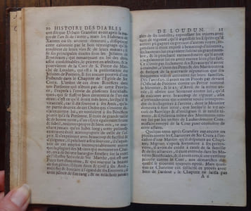 Histoire des diables de Loudun, ou de la possession des Religieuses Ursulines, et de la condamnation & du supplice d'Urbain Grandier, Curé de la même ville (...)