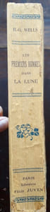 Les premiers hommes dans la Lune. (The first man in the moon). Traduit de l'anglais par Henry-D. Davray