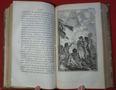 Voyage à la Nouvelle Galles du Sud, à Botany-Bay, au port Jackson, en 1787, 1788, 1789 (...) Traduit de l'anglais, avec des notes critiques et philosophiques sur l'histoire naturelle et les moeurs par Charles Pougens