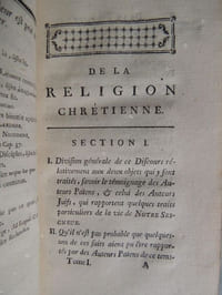 DE   LA   RELIGION   CHRETIENNE    Ouvrage traduit de l ' anglois par Gabriel Seigneux de Correvon  conseiller & ancien trésorier de la ville de Lausanne (...)    Avec une Préface , un Discours préliminaire , des Notes & des Dissertations du Traducteur , qui y a joint une Dissertation de feu M. de Chéseaux sur l ' année de naissance de N. S. & celle de sa mort 