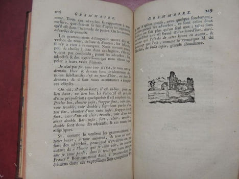 COURS D ' ETUDE POUR L ' INSTRUCTION DU PRINCE DE PARME , AUJOURD ' HUI S. A. R. L ' INFANT D. FERDINAND , DUC DE PARME ...