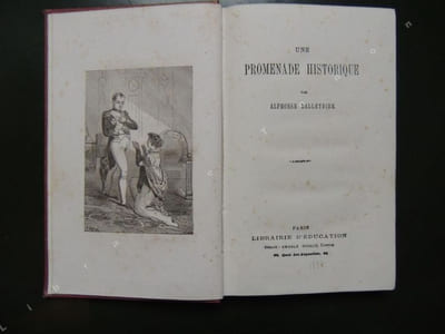 UNE PROMENADE HISTORIQUE