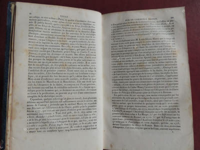 ESSAI SUR L ' ELOQUENCE DE LA CHAIRE : DISCOURS , ELOGES ET PANEGYRIQUES
