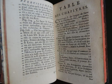 TRAITE HISTORIQUE ET CHRONOLOGIQUE DU SACRE ET COURONNEMENT DES ROIS ET REINES DE FRANCE . Depuis Clovis I jusqu' à présent & de tous les ...