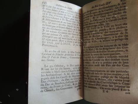 TRAITE HISTORIQUE ET CHRONOLOGIQUE DU SACRE ET COURONNEMENT DES ROIS ET REINES DE FRANCE . Depuis Clovis I jusqu' à présent & de tous les ...
