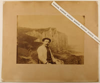 [Portrait de peintre]. - [Intérieur extérieur ?]. -