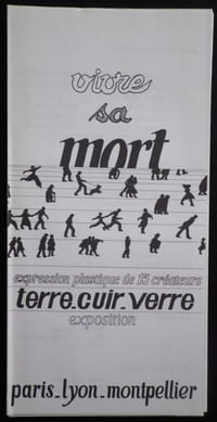 Vivre sa mort. Expression plastique de 15 créateurs : terre, cuir, verre.