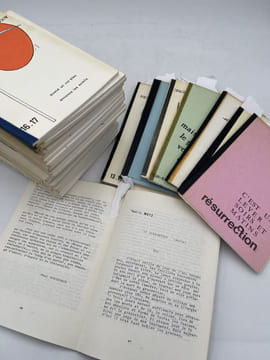 Ensemble de 39 numéros de la revue Resurrection avec intervention de Thierry Metz dont Le grainetier complet ici en Edition Orignale. METZ Thierry ] ...