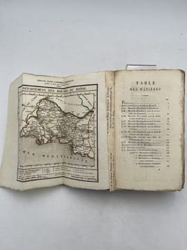 L'Hermès Marseillais, ou guide des étrangers à Marseille et dans le département des Bouches-du-Rhône. MARSEILLE ]