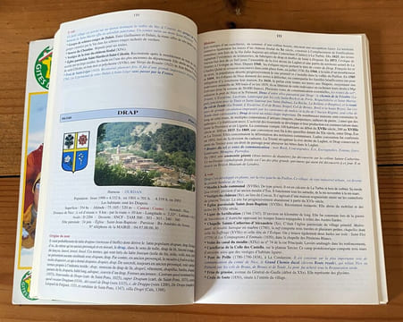 Guide historique des 163 communes des Alpes-Maritimes et de Monaco. Paule et Jean Trouillot