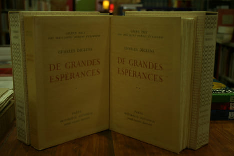 De Grandes espérances (2vol), illustré par un portrait de Berthold Mahn.. Charles DICKENS.
