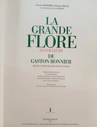 La Grande flore en couleurs (2vol), illustrée par Julie Poinsot.
