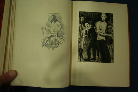 Le Réveil des morts, illustré par Pierre Falké.. DORGELÈS Roland.