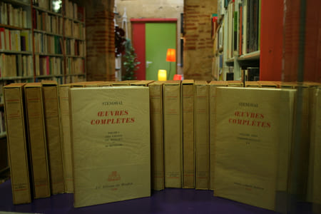 Oeuvres complètes (25vol), frontispices de J. Traynier et L. Guezennec.