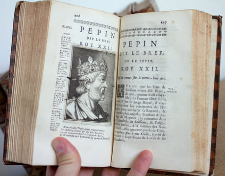 Abrégé chronologique de l'histoire de France, Tome 1 à 8 (complet). Sr De Mezeray