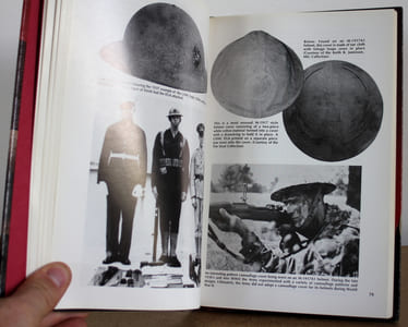 Steel Pots The History of America's Steel Combat Helmets et Painted Steel Steel Pots, volume II