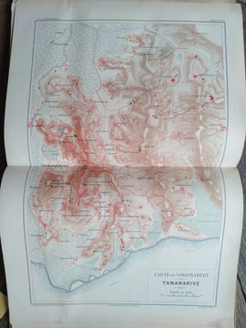 GUIDE DE L'IMMIGRANT A MADAGASCAR ATLAS. undefined