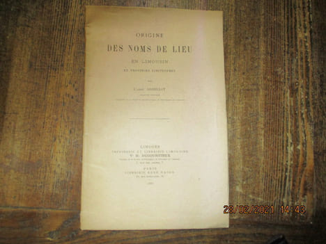 Origine des noms de lieu en Limousin et provinces limitrophes.. ARBELLOT