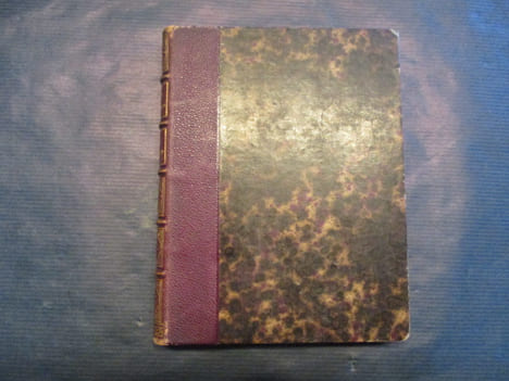 Paris inconnu. Précédé d'une étude sur la vie de l'auteur par alfred DELVAU. Portraits et caractères ; le cloitre Saint-Jean-de-Latran ; le camp des ...